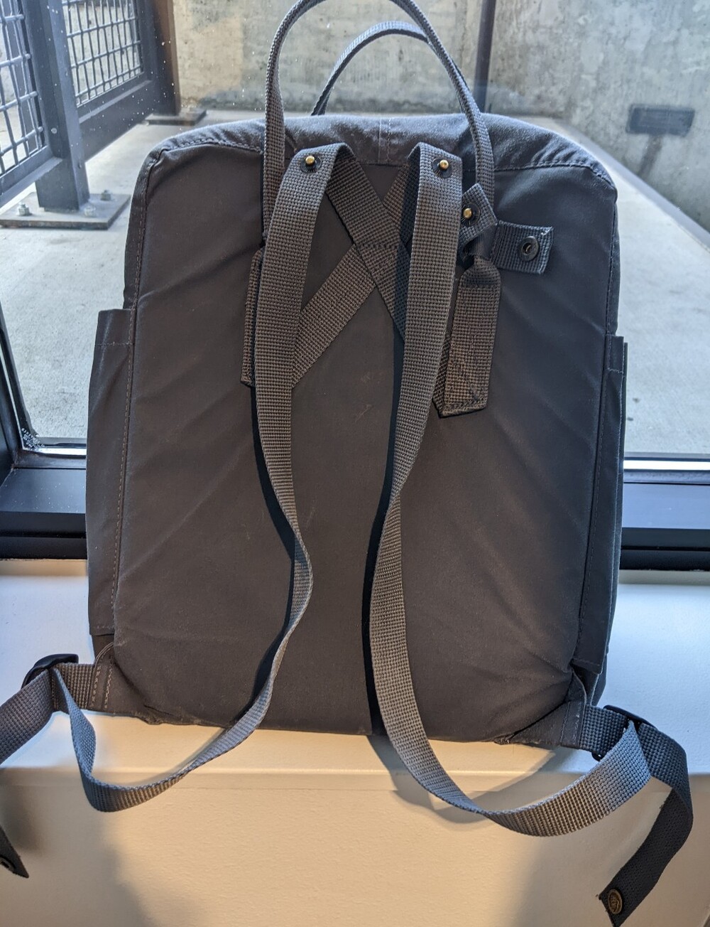 Fjallraven - Kånken Backpack 23510 Classic Bag - Slate/Charcoal Gray | ~10*15*5 - Picture 10 of 14